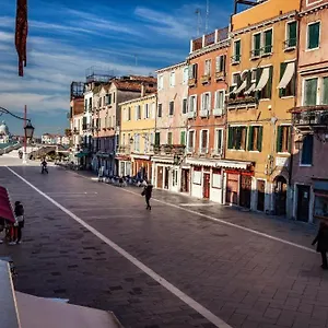 Superior In Via Garibaldi By Bricola Appartamento Venezia